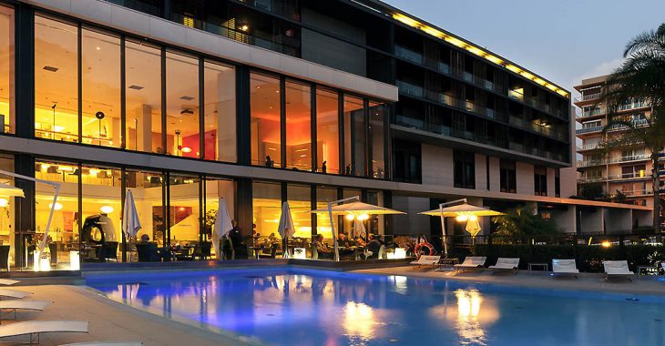 Immagine Novotel, un albergo ispirato alla riviera francese a prezzi contenuti
