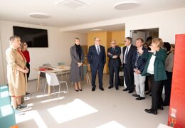 Immagine Official visits to the Franco-Monegasque day care center for child and adolescent psychiatry in Beausoleil