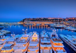 Immagine Summer at Port Hercule