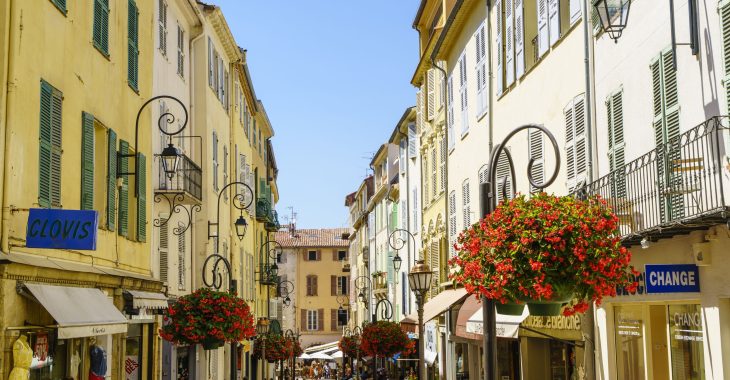 Immagine Il Salon du Vin et de la Gastronomie 2024 di Antibes