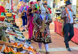 Immagine Carnival at the Marché de la Condamine in Monaco