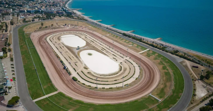 Immagine The Cagnes-sur-Mer racecourse will host a special day of grass harness racing