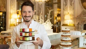 Immagine Cédric Grolet Arrives at Hôtel de Paris in Monaco