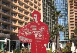 Immagine Velocità in Mostra: Monaco omaggia la Formula 1 con l’arte di Marcos Marín