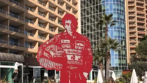 Immagine Velocità in Mostra: Monaco omaggia la Formula 1 con l’arte di Marcos Marín