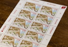 Immagine L’Ufficio Emissione Francobolli e il Museo di Antropologia Preistorica Presentano il Francobollo EUROPA 2025