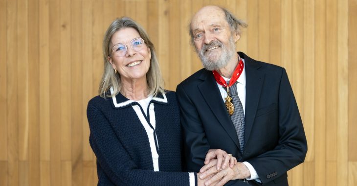 Immagine H.R.H. the Princess of Hanover presents the Cultural Merit to Arvo Pärt
