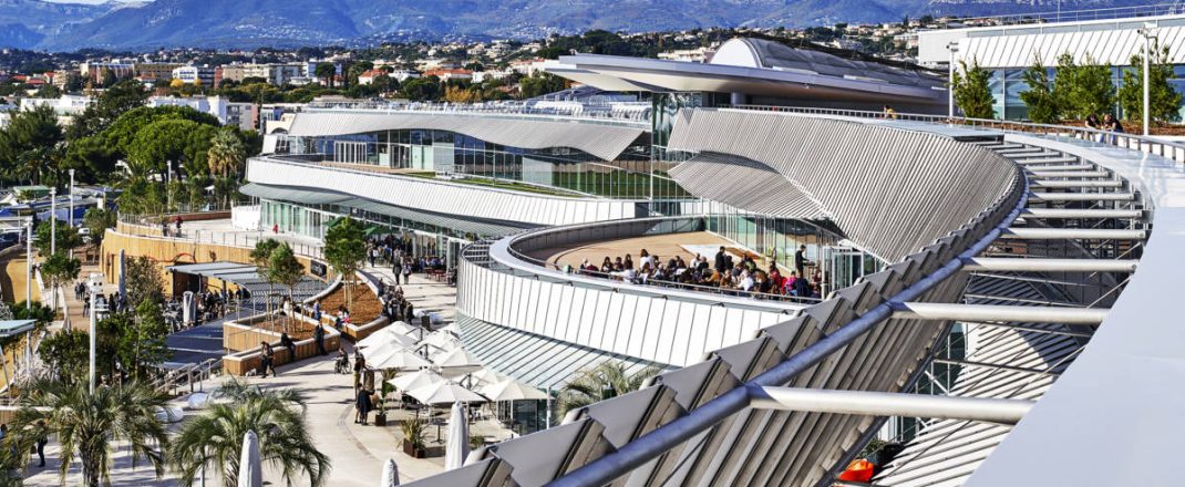 Immagine Febbraio entra nel vivo a CAP3000: Carnevale, sport e nuove esperienze gourmet