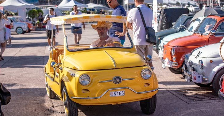 Immagine Monaco célèbre la Fiat 500 et les 20 ans de règne du Prince Albert II