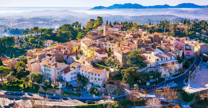 Immagine Mougins Under the Stars: A Summer of Art, Music, and Surprises