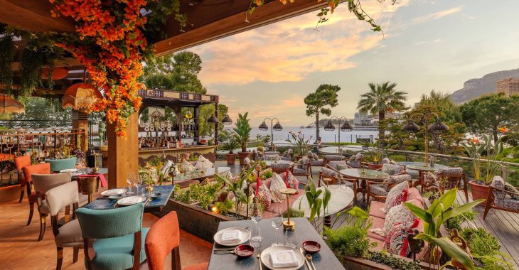 Immagine Summer Glow : APM MONACO et COYA Monte-Carlo allient style, joaillerie et soirées d’exception