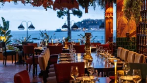 Immagine Summer Glow : APM MONACO et COYA Monte-Carlo allient style, joaillerie et soirées d’exception