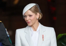 Immagine La Principessa Charlène celebra 48 anni: il Palazzo svela un nuovo ritratto ufficiale