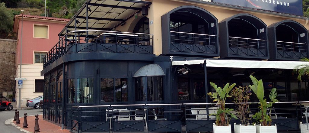 Immagine La Rascasse di Monaco riapre come Sport Bar: nuovo look sul Porto e omaggio alla Formula 1