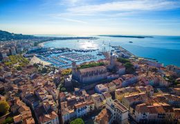 Immagine Cannes en avril 2026: voyage entre art, histoire et expositions contemporaines