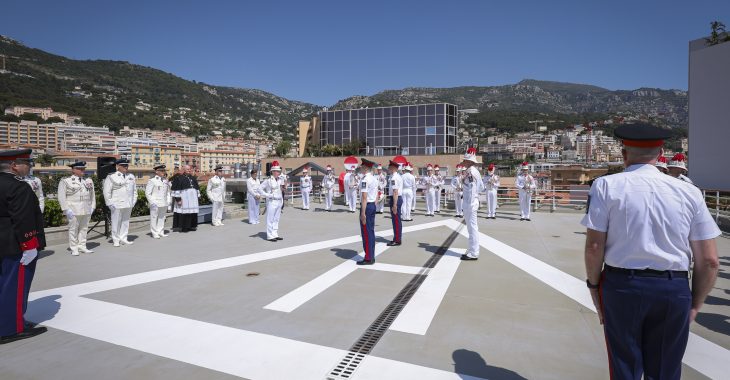 Immagine Prince’s Carabinieri Ceremony in Monaco: Princess Stéphanie awards insignia to the “Jules Rigoard” class Immagine Prince’s Carabinieri Ceremony in Monaco: Princess Stéphanie awards insignia to the “Jules Rigoard” class