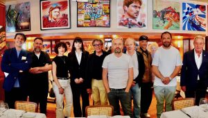 Immagine « MOTORS » à Monaco: l’exposition de l’Atelier du Quai des Artistes entre art et vitesse