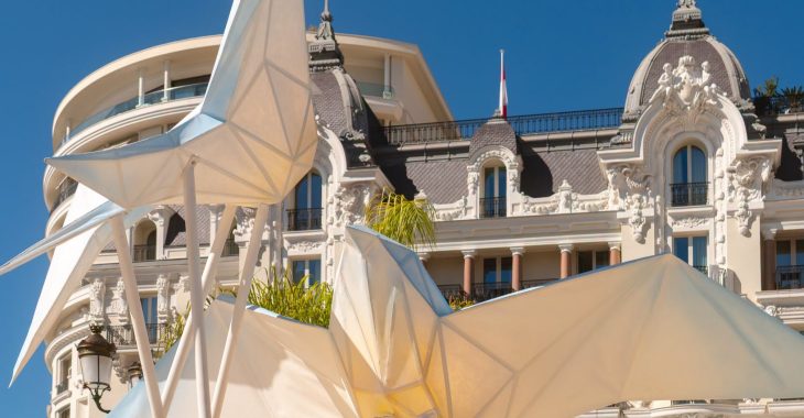 Immagine Monte-Carlo Glow Up 2026: origami giganti, installazioni artistiche e pop-up gourmet trasformano l’estate nel Principato Immagine Monte-Carlo Glow Up 2026: origami giganti, installazioni artistiche e pop-up gourmet trasformano l’estate nel Principato