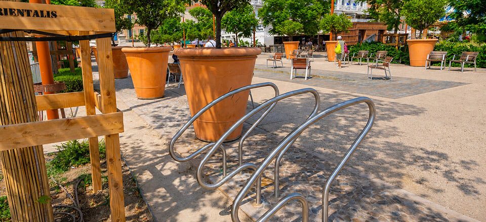Immagine Cannes investe nella mobilità sostenibile: nuovi parcheggi gratuiti per biciclette e monopattini nel centro città