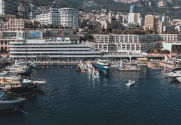 Immagine Yacht Club de Monaco: le Prince Albert II présente la stratégie du Club pour les prochains mois entre innovation, formation et développement durable