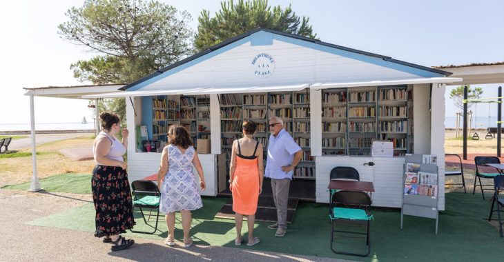 Immagine Menton Inaugurates the Fossan Beach Library: Free Reading by the Sea Until 29 August 2026 Immagine Menton Inaugurates the Fossan Beach Library: Free Reading by the Sea Until 29 August 2026