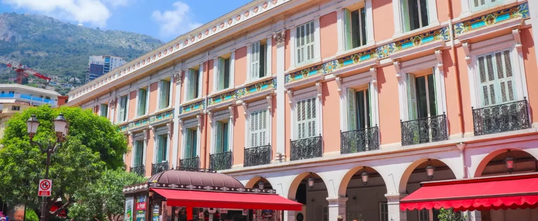 Immagine Edmond de Rothschild inaugura la nuova sede a Monaco: Maison Valentina apre alla Condamine