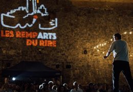 Immagine Saint-Paul-de-Vence turns into a comedy theatre: RempArts du rire returns