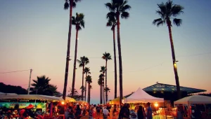 Immagine Marché Estival Nocturne de Menton: artisanat, shopping et créativité au cœur de l&rsquo;été