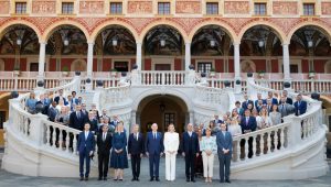 Immagine Monaco et le Conseil de l’Europe: le Prince Albert II et la Princesse Charlène accueillent les ambassadeurs au Palais