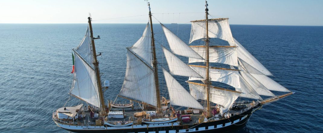 Immagine Nave Palinuro e Nave Stella Polare a Imperia: le grandi navi della Marina Militare per le Vele d’Epoca 2026