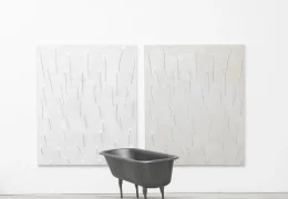 Immagine Pier Paolo Calzolari a 21Art Montecarlo: la mostra “Opere scelte” arriva a Mareterra