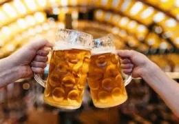 Immagine Oktoberfest 2026 a Monte-Carlo: birra, cucina bavarese e musica al Café de Paris