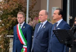 Immagine Prince Albert II of Monaco Visits Piedmont with Alberto Cirio: A Day in the Langhe Celebrating History and Tradition