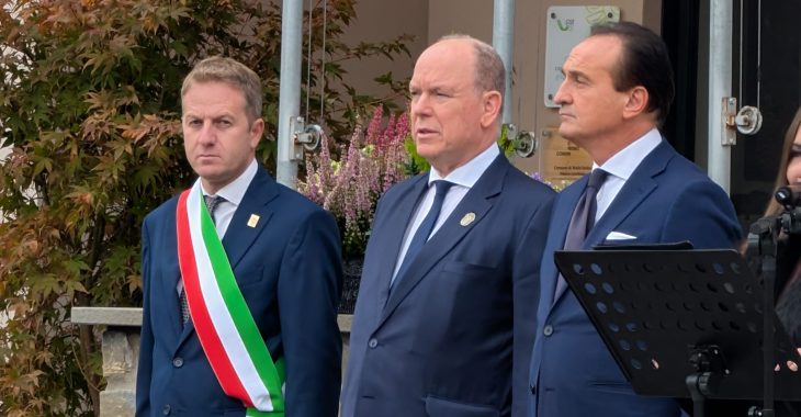 Immagine Le Prince Albert II de Monaco dans le Piémont avec Alberto Cirio: une journée dans les Langhe entre histoire et traditions Immagine Le Prince Albert II de Monaco dans le Piémont avec Alberto Cirio: une journée dans les Langhe entre histoire et traditions